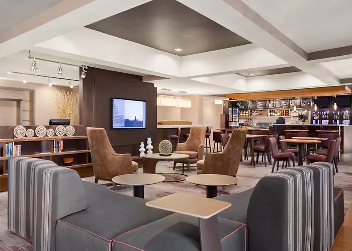 Courtyard By Marriott 3*