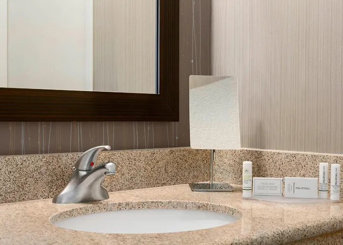 Hotel Courtyard By Marriott