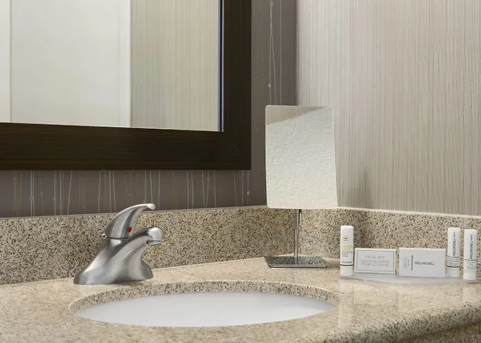 Courtyard By Marriott 3*