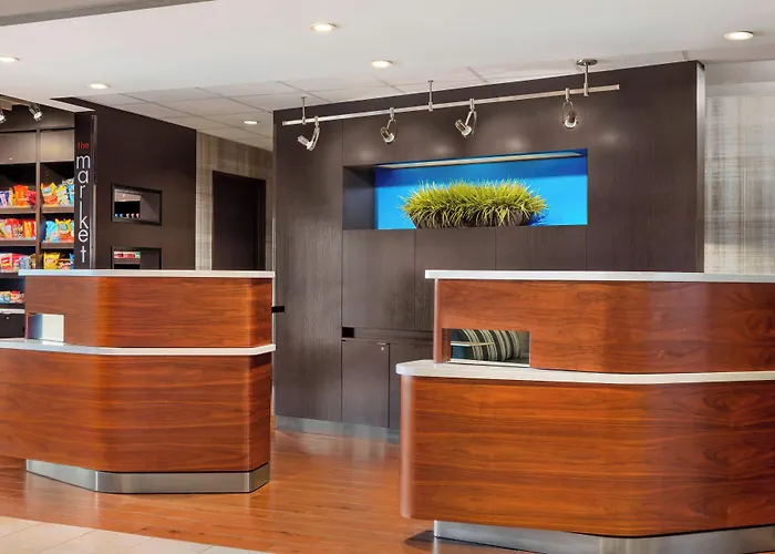Hotel Courtyard By Marriott
