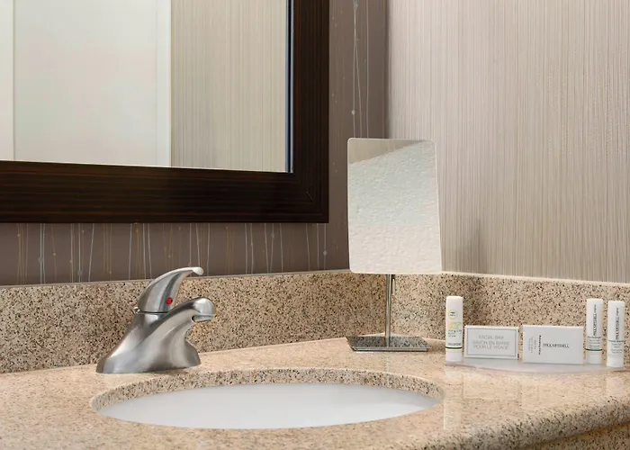 Courtyard By Marriott 3*