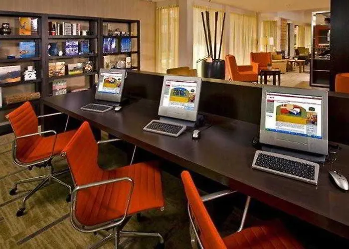 Hotel Courtyard By Marriott Springfield