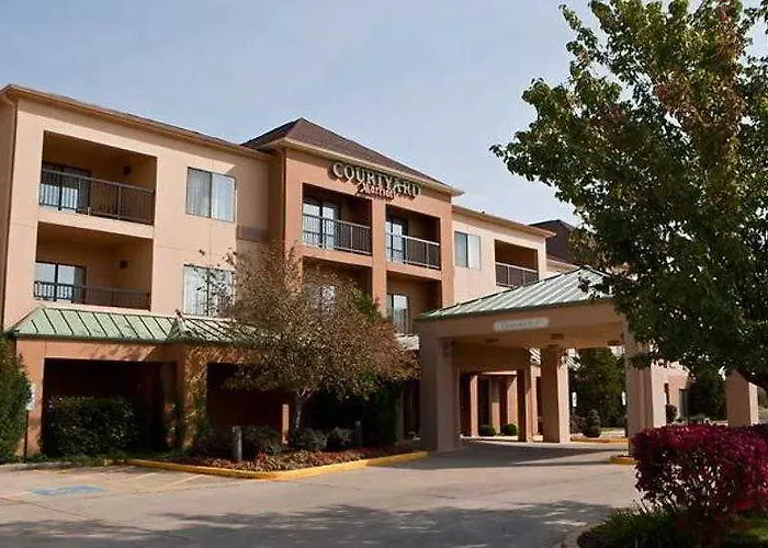 Hotel Courtyard By Marriott